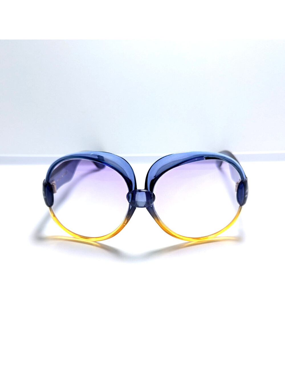 Vintage 70s Women's Blue Yellow Oversized Round Blue Gradient Sunglasses